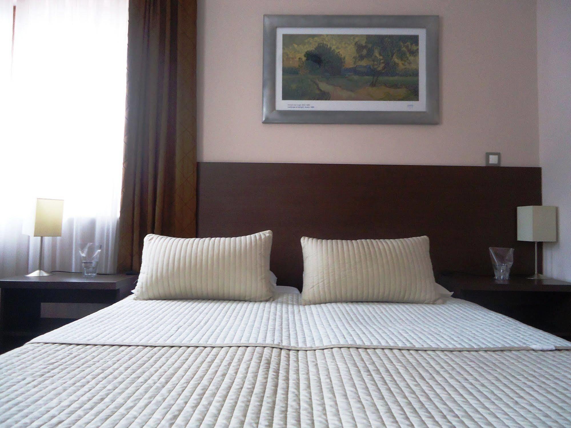 Divan Hotel