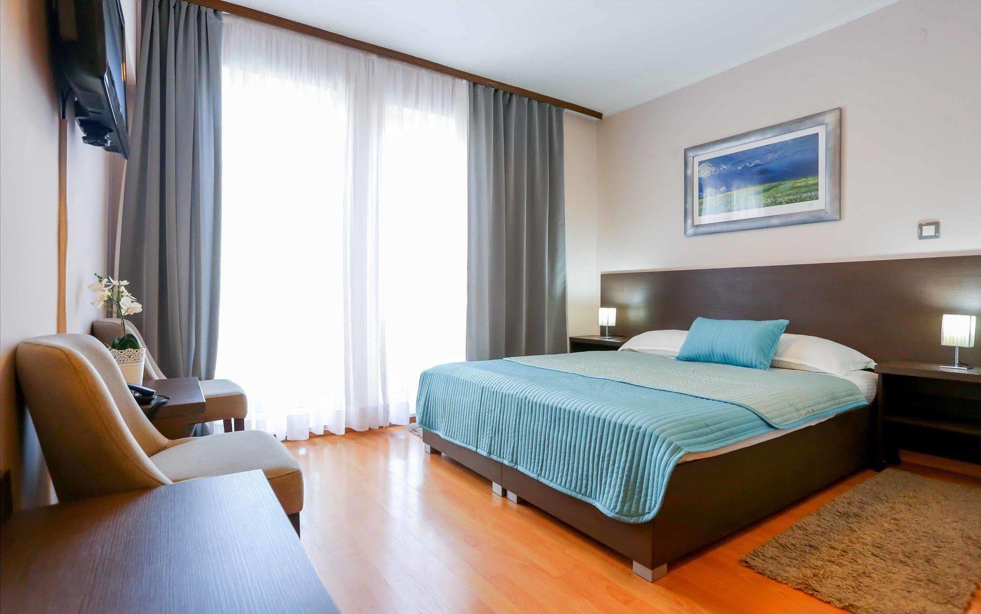 Divan Hotel